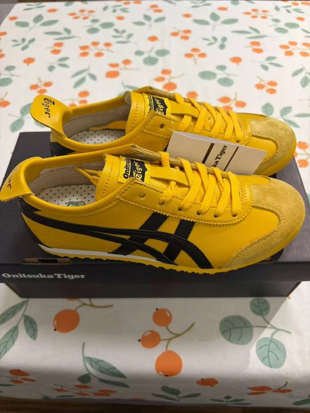 Onitsuka Tiger Mexico 66 Yellow Black Sneakers Women